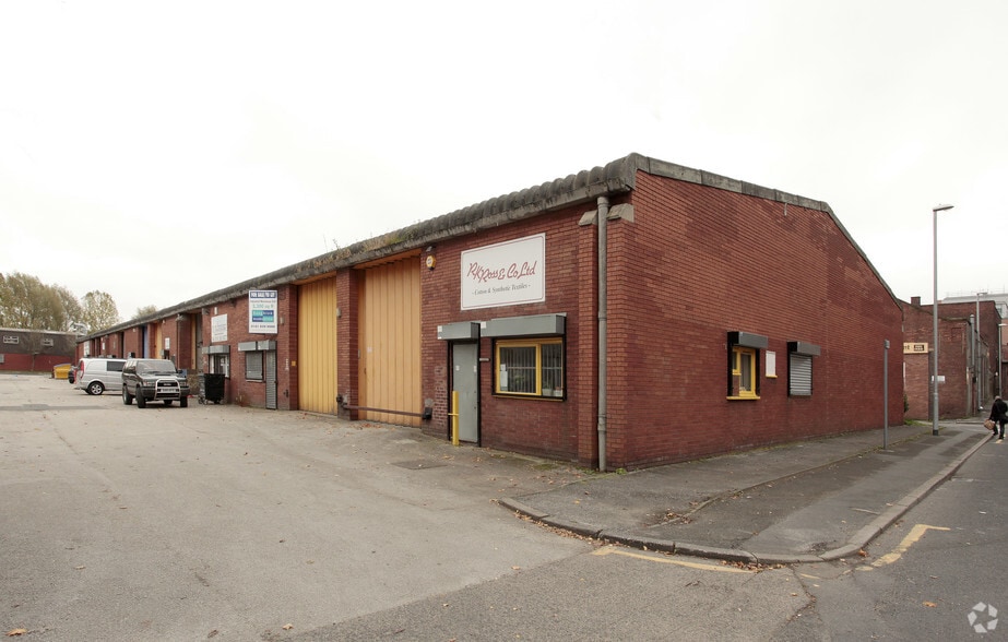 114 George Leigh Street, Manchester to rent - Primary Photo - Image 1 of 5