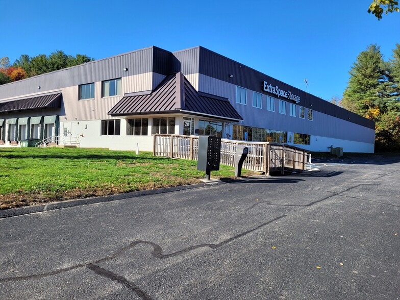 20 Commercial Dr, Dracut, MA for rent - Building Photo - Image 1 of 6