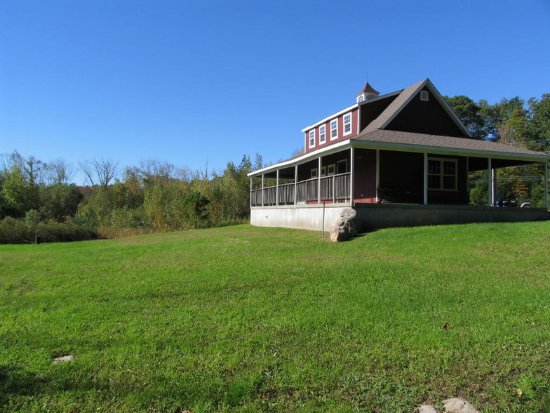 648 Main St, Hopkinton, RI for sale - Primary Photo - Image 1 of 1