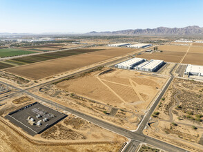 15784 W Hatcher Rd, Waddell, AZ for rent Primary Photo- Image 1 of 9