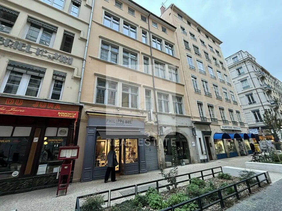Build-to-Rent in Lyon for sale Building Photo- Image 1 of 10