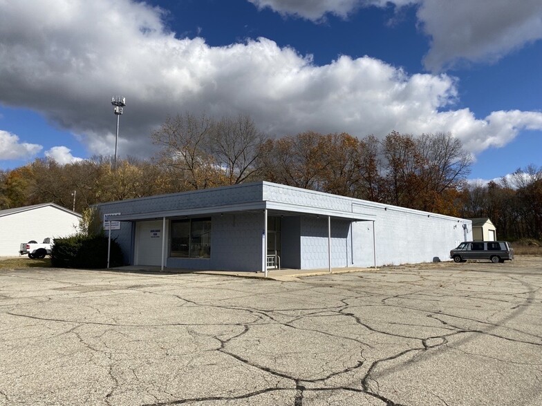 3131 S 11th St, Niles, MI for rent - Building Photo - Image 1 of 1