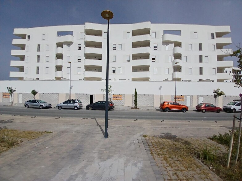 Retail in SEVILLA for sale - Building Photo - Image 3 of 3