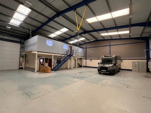 Newborough Rd, Burton On Trent to rent Interior Photo- Image 1 of 2