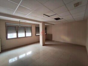 Office in Cuenca, Cuenca to rent Interior Photo- Image 2 of 8