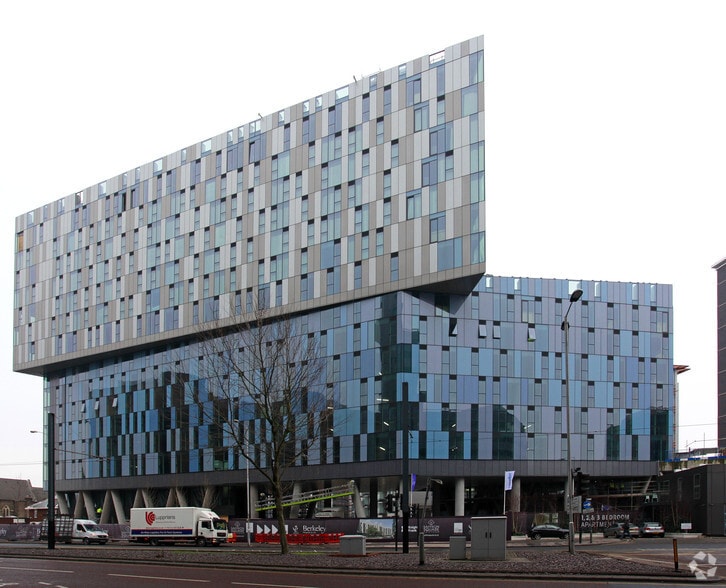 Wellesley Rd, Croydon to rent - Primary Photo - Image 2 of 4