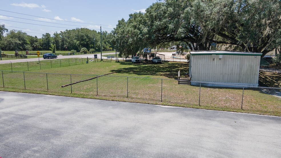 3494 N US Highway 301, Wildwood, FL for rent - Building Photo - Image 3 of 12