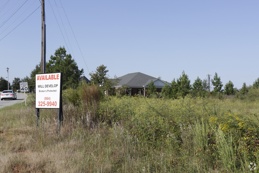 Roper Mountain Rd, Greenville, SC for sale - Primary Photo - Image 1 of 1