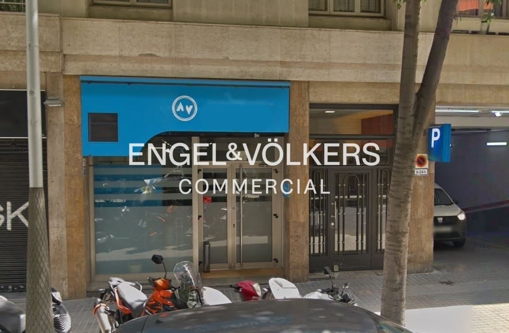 Retail in Barcelona, Barcelona to rent Interior Photo- Image 1 of 8