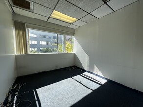 3008 Wilshire Blvd, Los Angeles, CA for rent Building Photo- Image 1 of 4