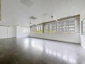 Office / Retail in Paris to rent Interior Photo- Image 2 of 7