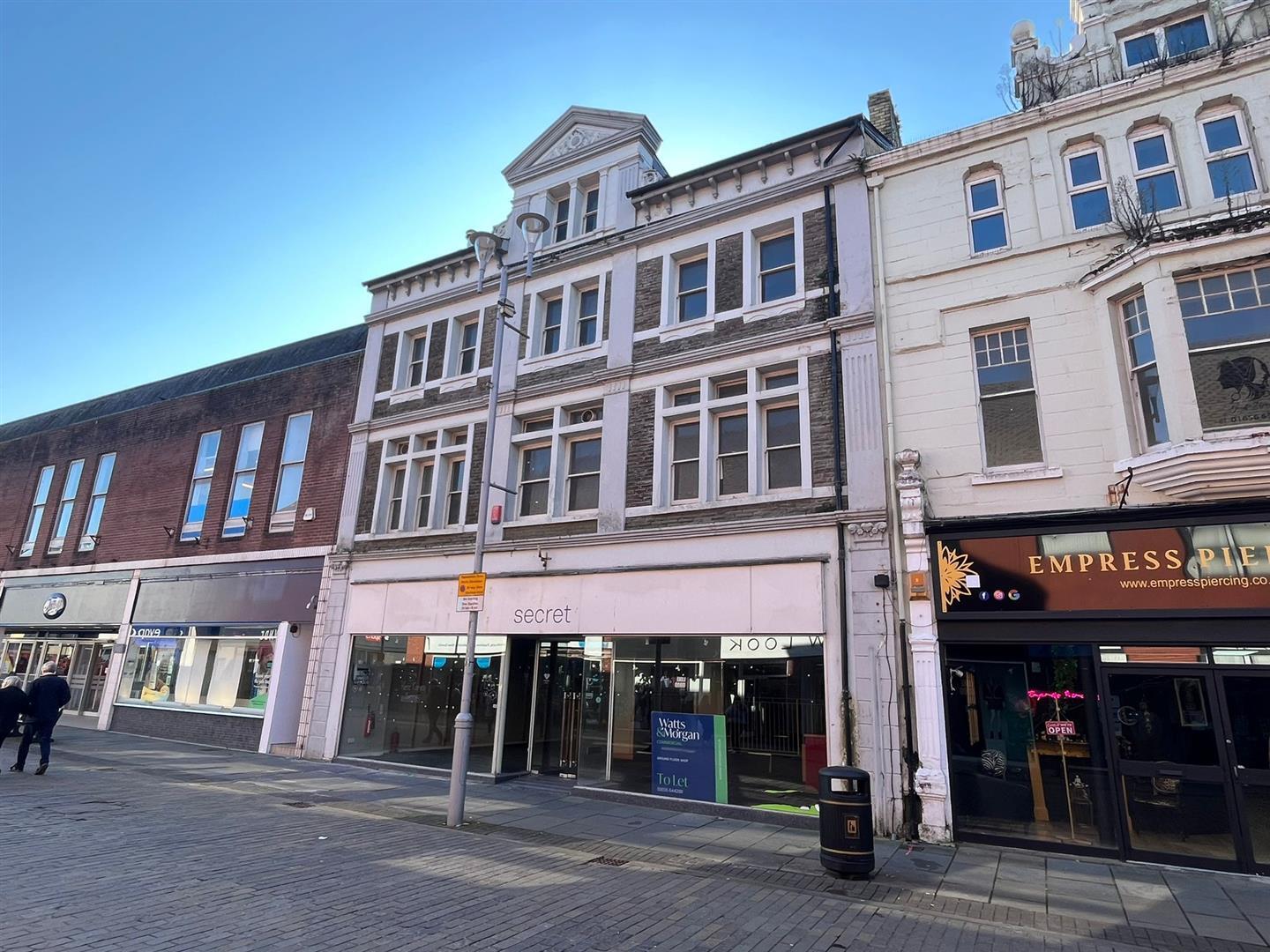 6 Caroline St, Bridgend to rent Building Photo- Image 1 of 3