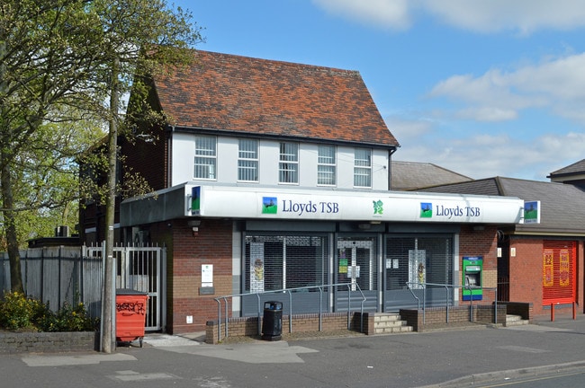More details for 595 Kingstanding Rd, Birmingham - Retail to Rent