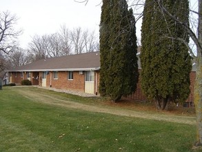 103 16th St, Potosi, WI for sale Primary Photo- Image 1 of 1