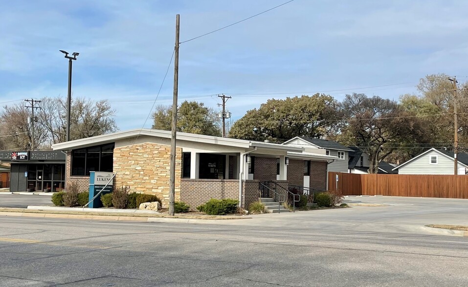 2814 E Central Ave, Wichita, KS for sale - Building Photo - Image 1 of 1