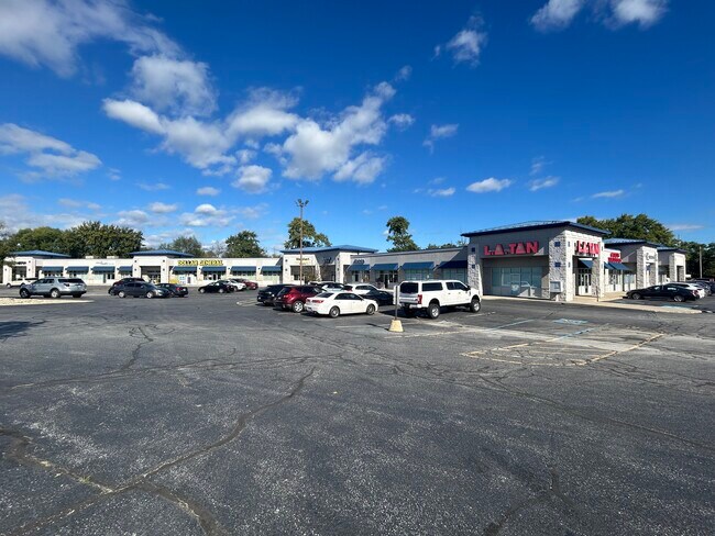 More details for 730-764 E Lincoln Hwy, Schererville, IN - Retail to Rent