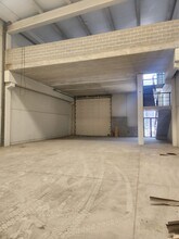 Industrial in Sant Vicenç dels Horts, Barcelona to rent Interior Photo- Image 2 of 12