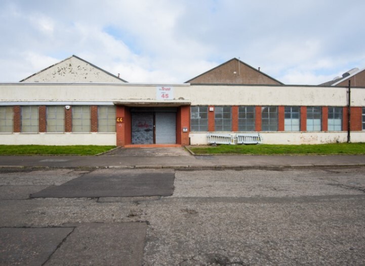 Muirshiel Rd, Port Glasgow for rent - Building Photo - Image 2 of 23