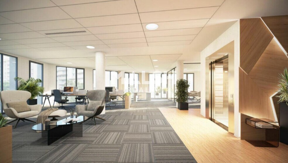 Office in Villeurbanne for sale - Interior Photo - Image 2 of 10