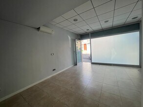 Office / Retail in Sentmenat, Barcelona to rent Interior Photo- Image 1 of 8