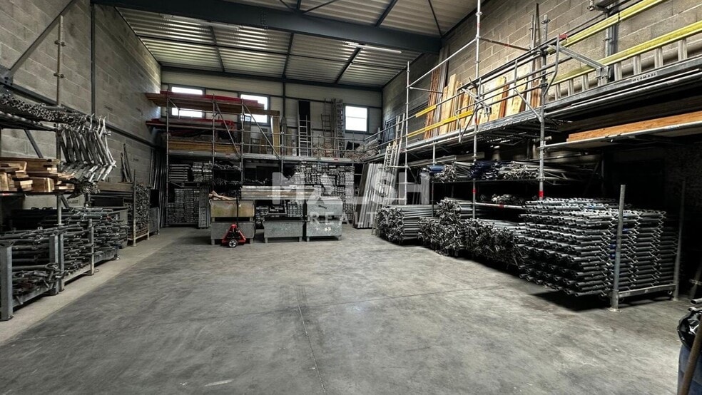 Light Industrial in Saint-Priest to rent - Building Photo - Image 3 of 13