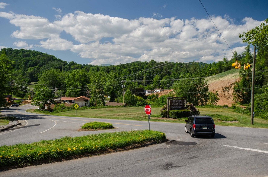 000 Old Cullowhee Rd, Cullowhee, NC for sale - Primary Photo - Image 1 of 1