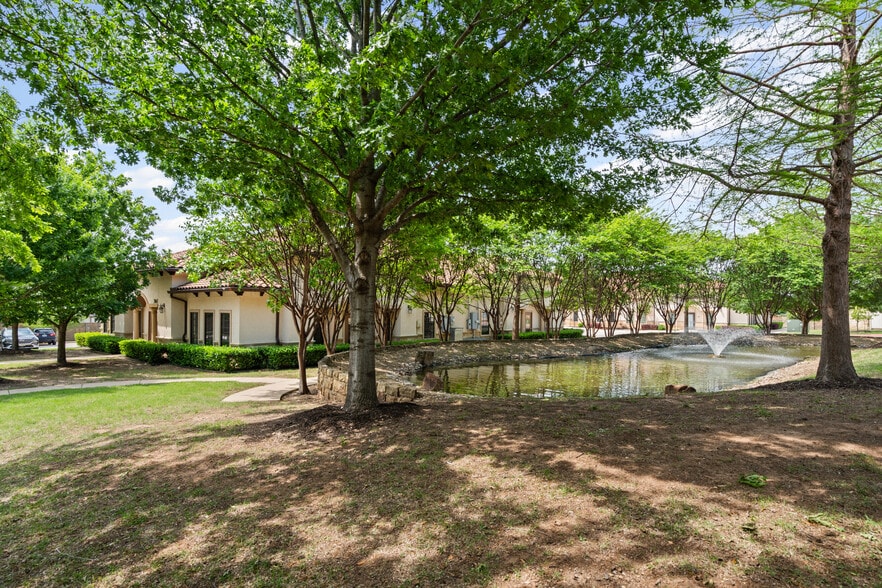 3055 W Southlake Blvd, Southlake, TX to rent - Building Photo - Image 2 of 7