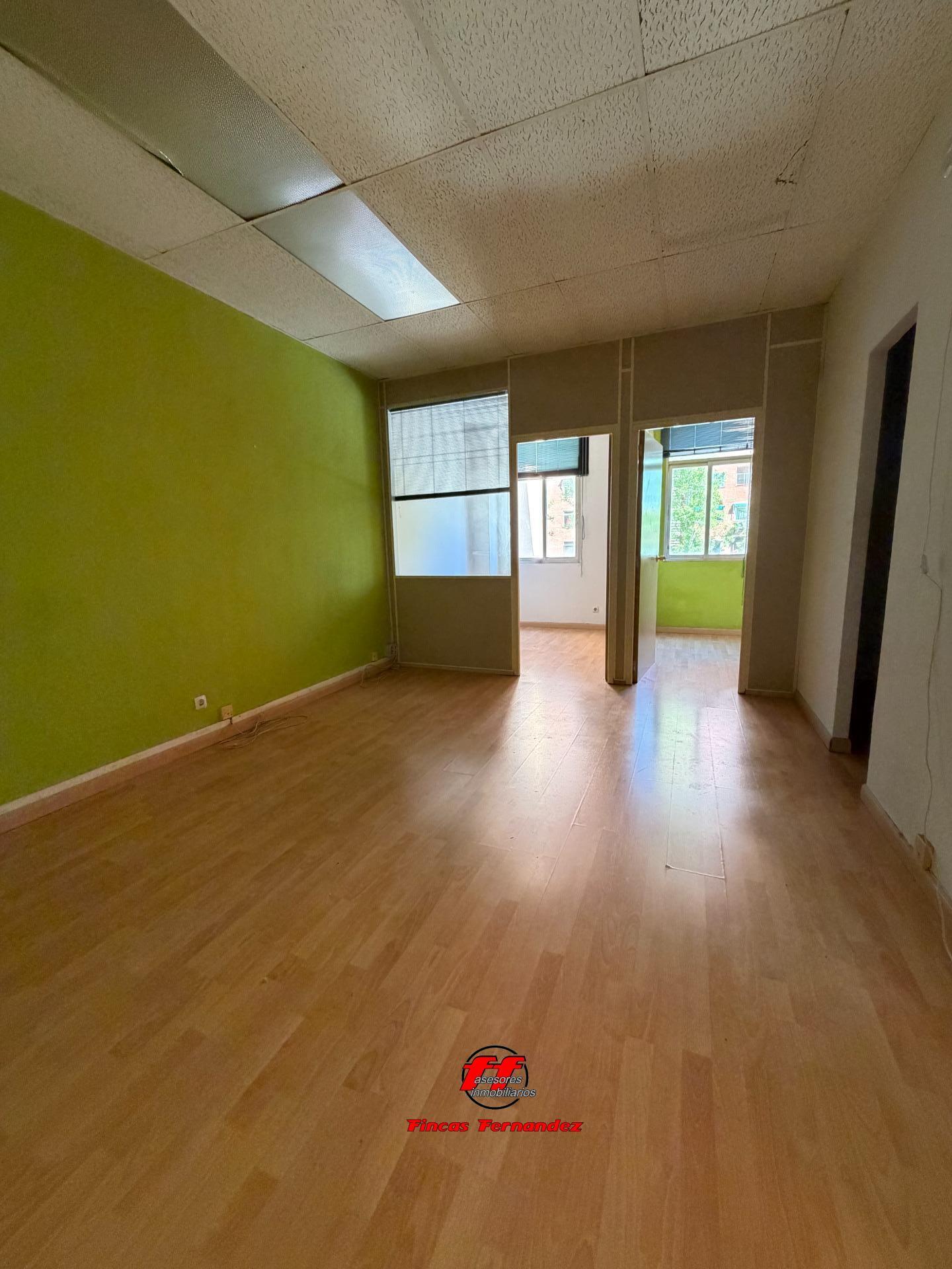 Office in Madrid, Madrid to rent Interior Photo- Image 1 of 9