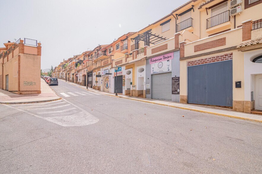 Retail in Huétor Vega for sale - Building Photo - Image 3 of 16