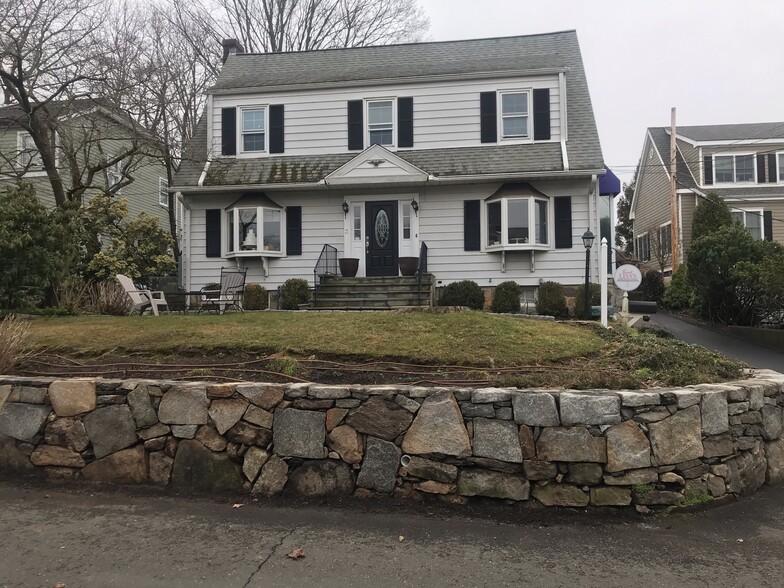 3 Field Rd, Cos Cob, CT for sale - Building Photo - Image 2 of 26