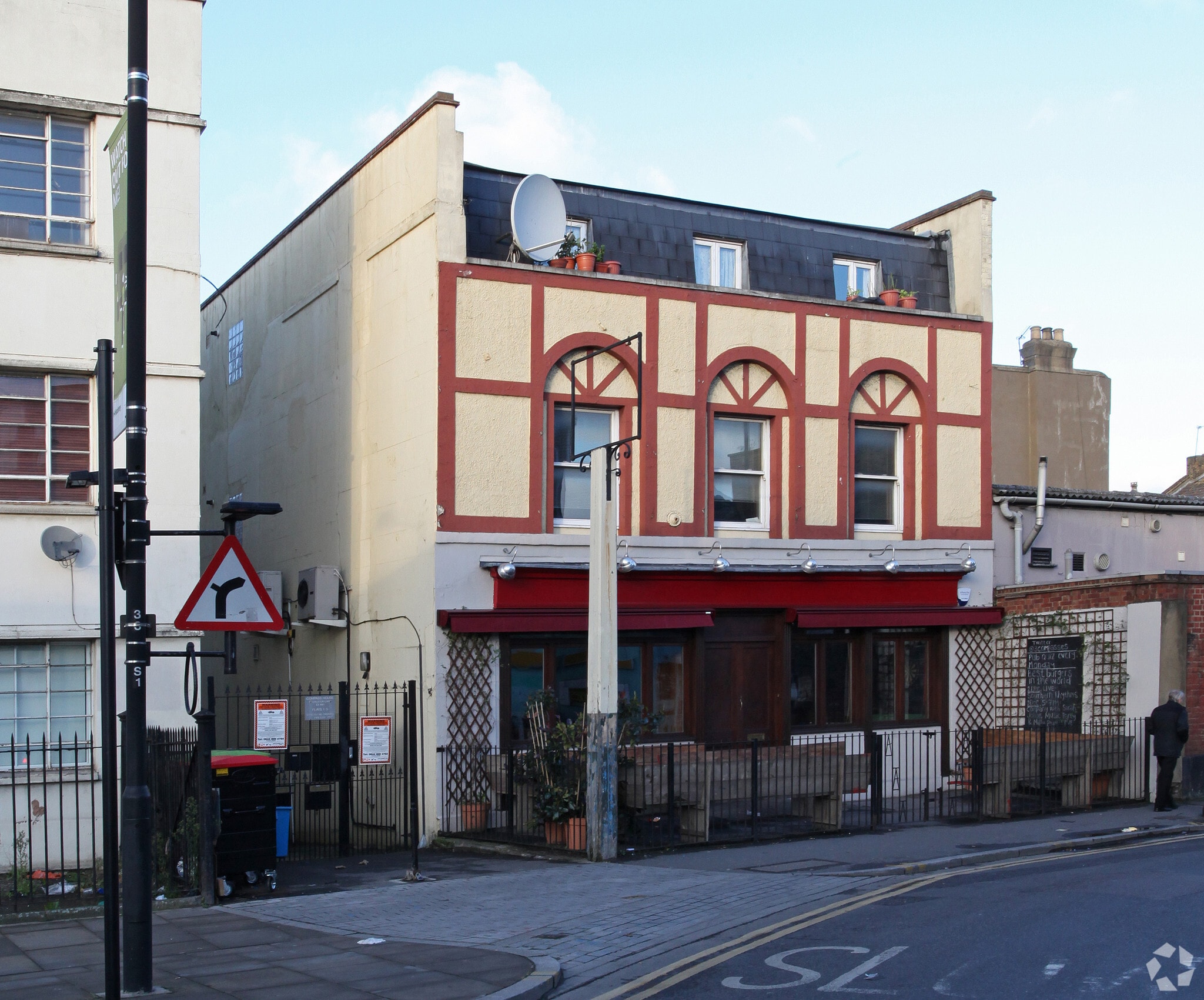 99 Dalston Ln, London for sale Building Photo- Image 1 of 4