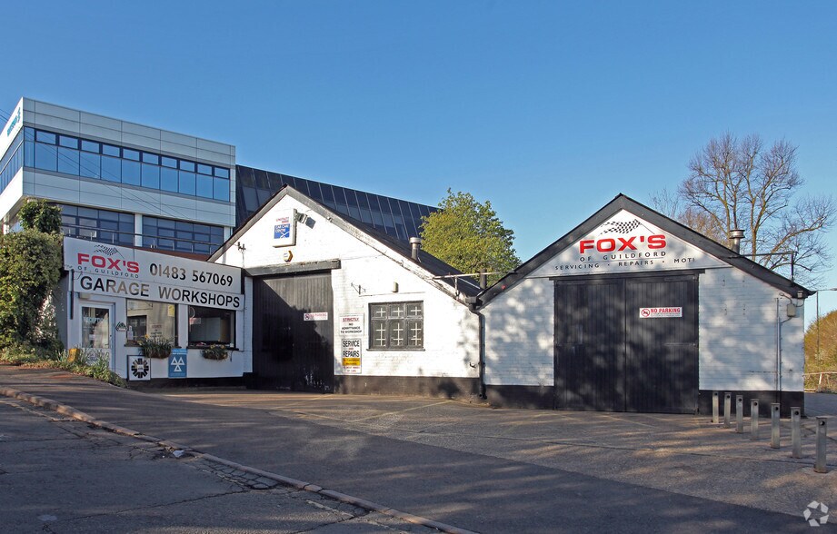 1 Midleton Industrial Estate, Guildford for sale - Primary Photo - Image 1 of 1