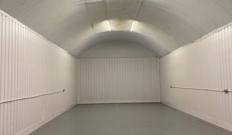 3-7 Gales Gdns, London to rent - Interior Photo - Image 2 of 3