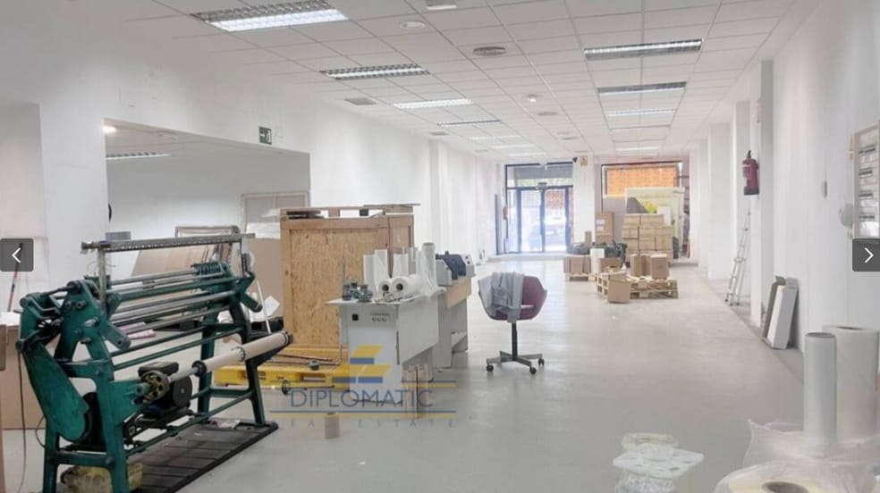 Retail in Madrid, Madrid to rent - Interior Photo - Image 1 of 1