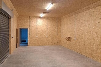 Barochan Rd, Houston to rent Interior Photo- Image 1 of 2