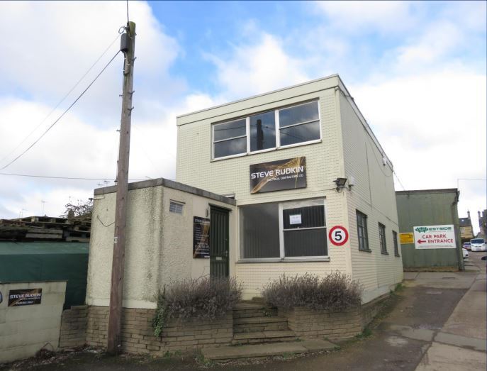 1 Barn Hl, Stamford for sale - Primary Photo - Image 1 of 1