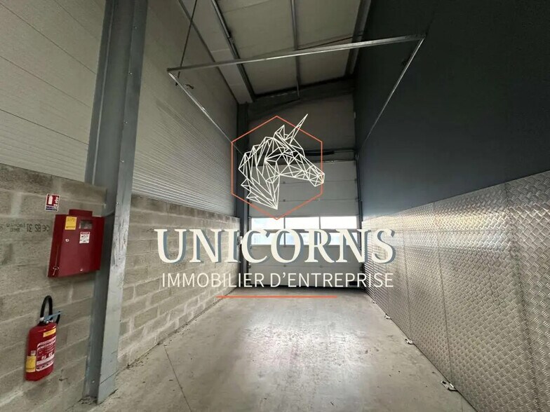 Industrial in Toulouse to rent - Interior Photo - Image 3 of 5