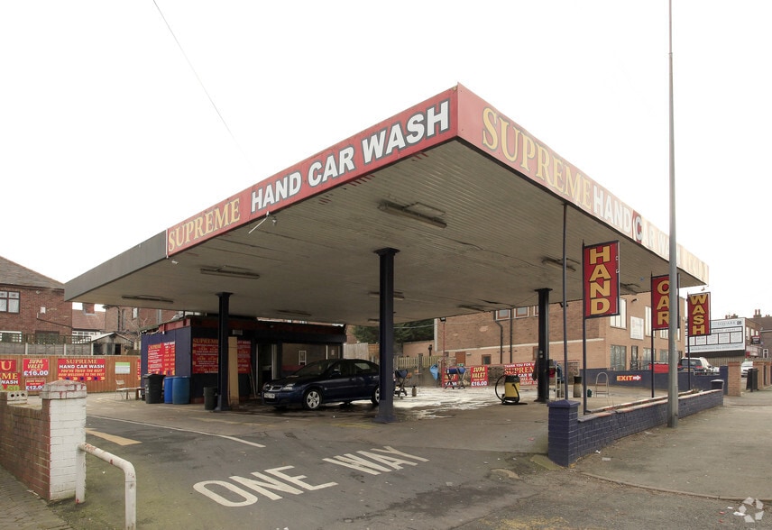 186 Chester Rd, Warrington for sale - Primary Photo - Image 1 of 4