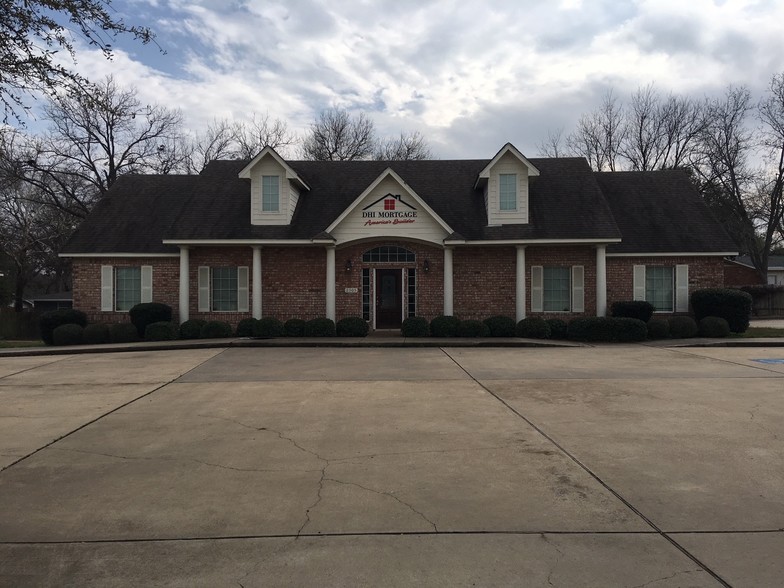 2305 Birdcreek Ter, Temple, TX for rent - Building Photo - Image 1 of 5