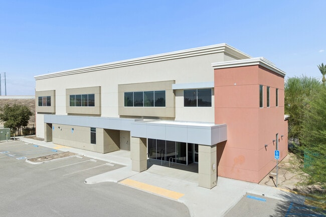 More details for 5000 Commerce Dr, Bakersfield, CA - Office for Sale