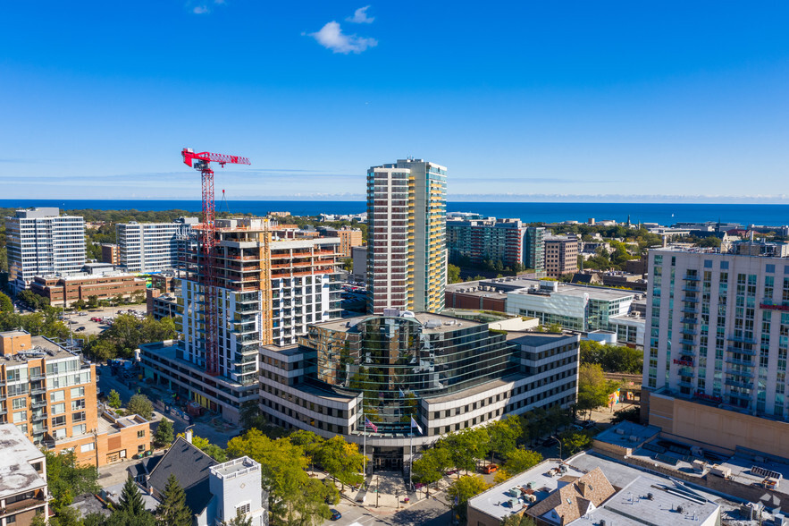 1007 Church St, Evanston, IL for rent - Aerial - Image 3 of 5