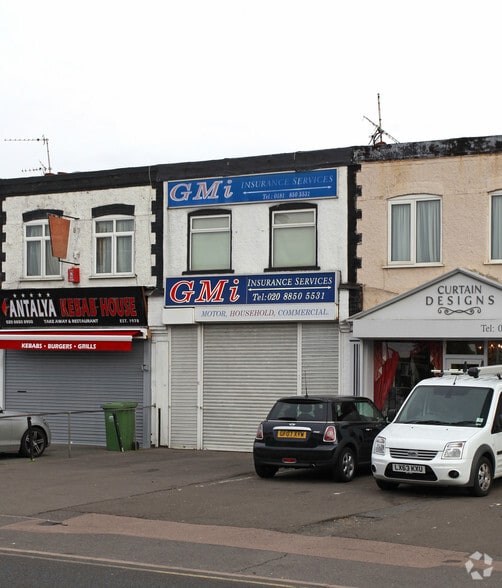 237 Blackfen Rd, Sidcup to rent - Building Photo - Image 2 of 2