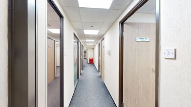 1-11 Liverpool Rd N, Liverpool to rent Matterport 3D Scan- Image 1 of 11