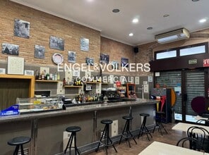 Retail in Barcelona, Barcelona to rent Interior Photo- Image 2 of 5