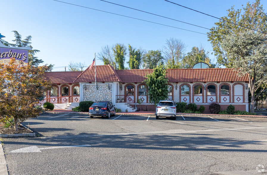 222 Front St, South Plainfield, NJ for sale - Primary Photo - Image 1 of 14