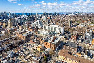 222 Spadina Ave, Toronto, ON - AERIAL map view