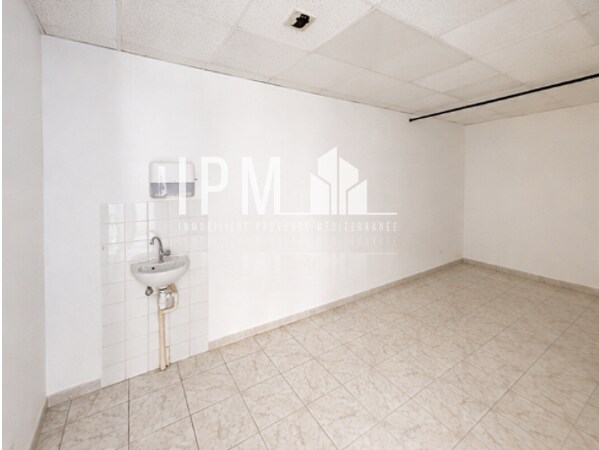 4 Bd Piot, Roquevaire to rent Interior Photo- Image 1 of 4