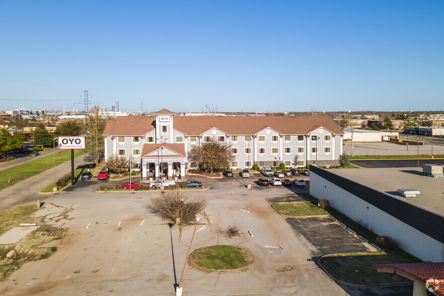 4400 Highline Blvd, Oklahoma City, OK for sale - Building Photo - Image 2 of 7