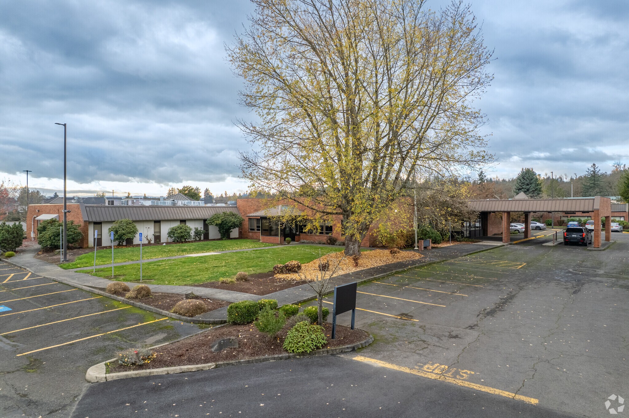 500 N Columbia River Hwy, Saint Helens, OR for sale Primary Photo- Image 1 of 1
