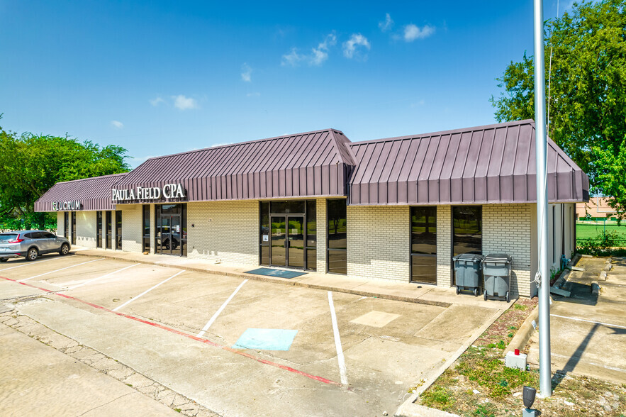 703 N Greenville Ave, Allen, TX for rent - Building Photo - Image 2 of 7